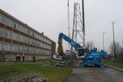 Nedbrydning af gittermast